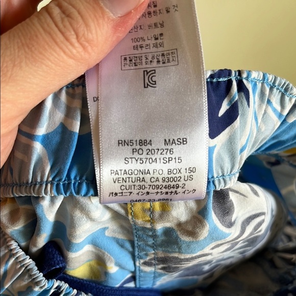 Patagonia Yellow Barely Baggies Manoa Skipper Blue Beach Athletic Shorts Sz XS - Picture 6 of 7
